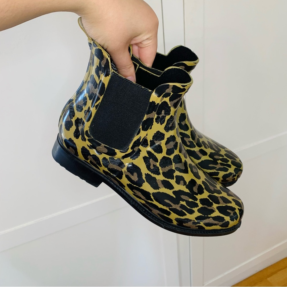 Old Navy Leopard Brown Rain Boot Size 9